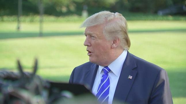 ترامب يؤجل تفعيل مرسومه بفرض رسوم جمركية إضافية على البضائع الصينية لمدة أسبوعين